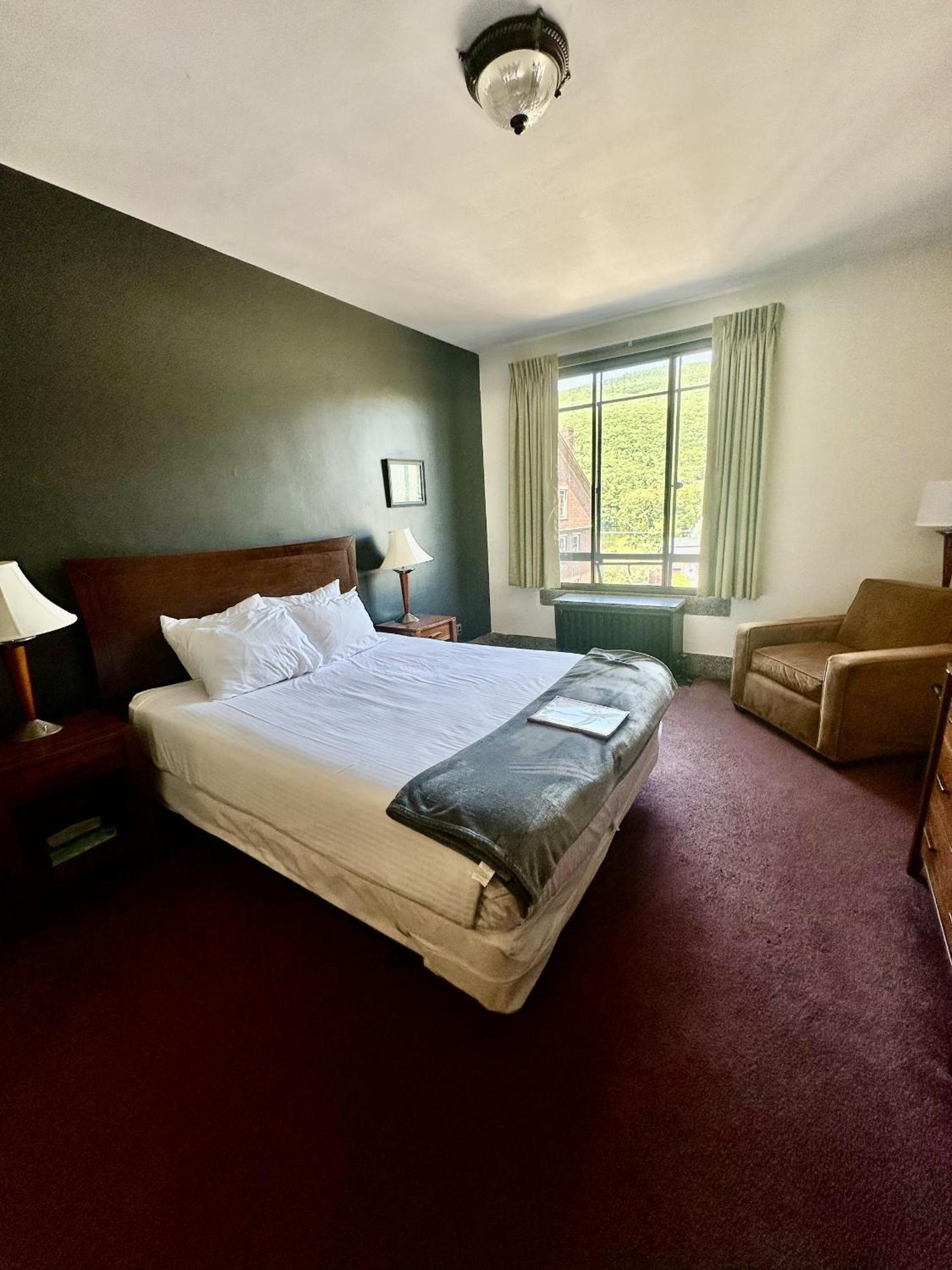 Latchis Hotel Brattleboro Extérieur photo